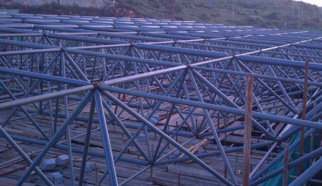 贺州概述网架加工公司对网架保温隔热的办法